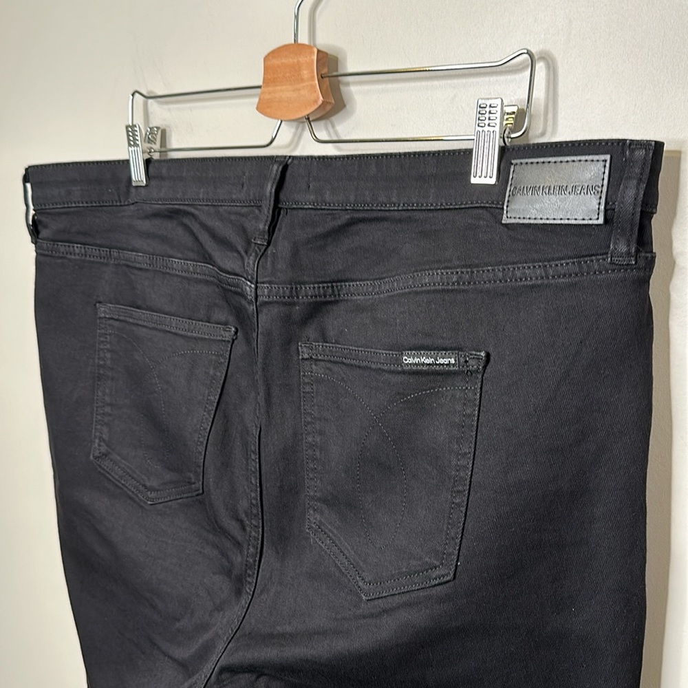 Calvin Klein Black High Rise Skinny Fit Comfort Stretch Jeans - Picture 11 of 13
